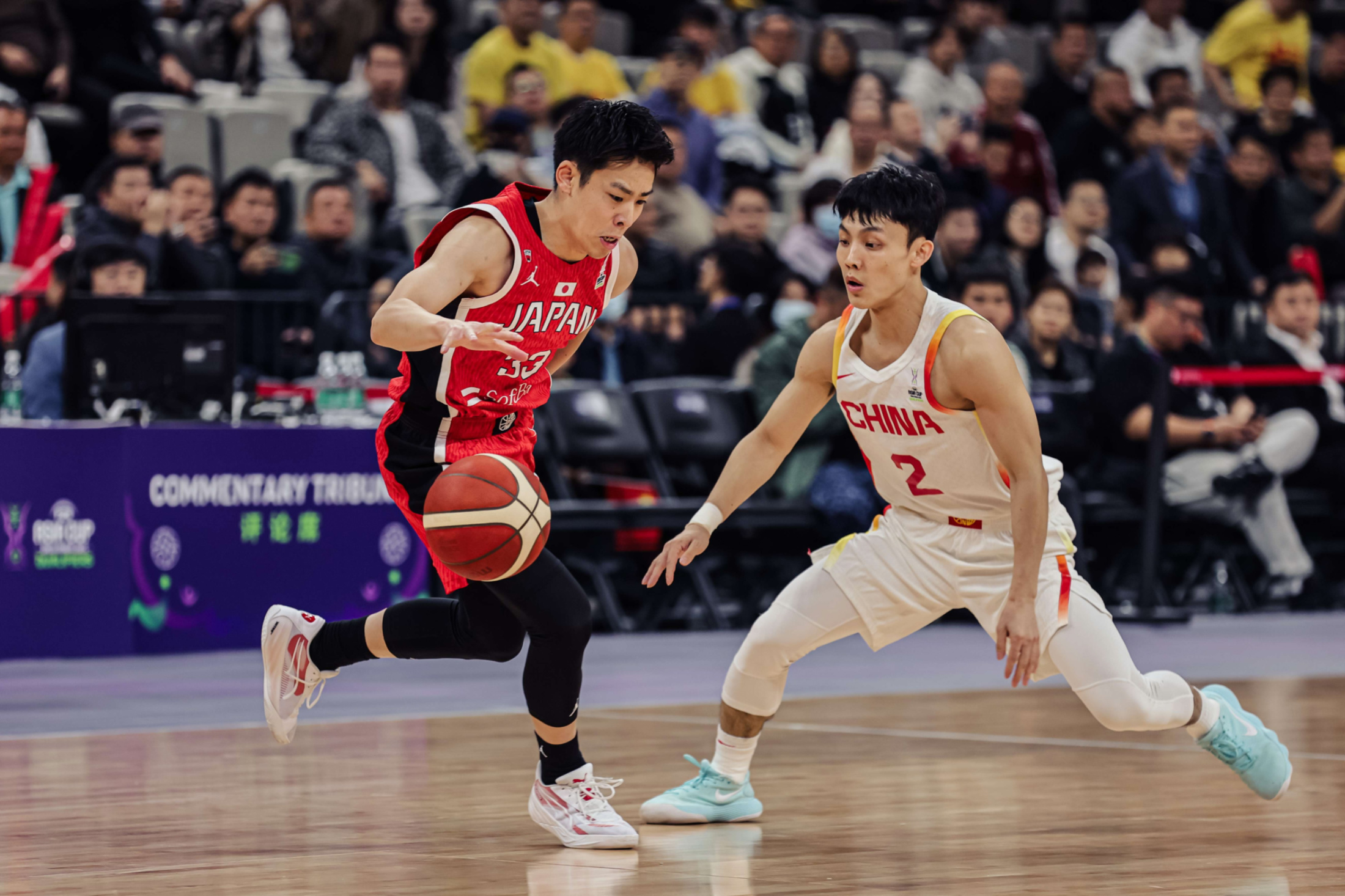 乒超联赛八强战激情夜！保罗里突外投，广州队惊险广厦男篮(蓝战非被绑票事件进展)